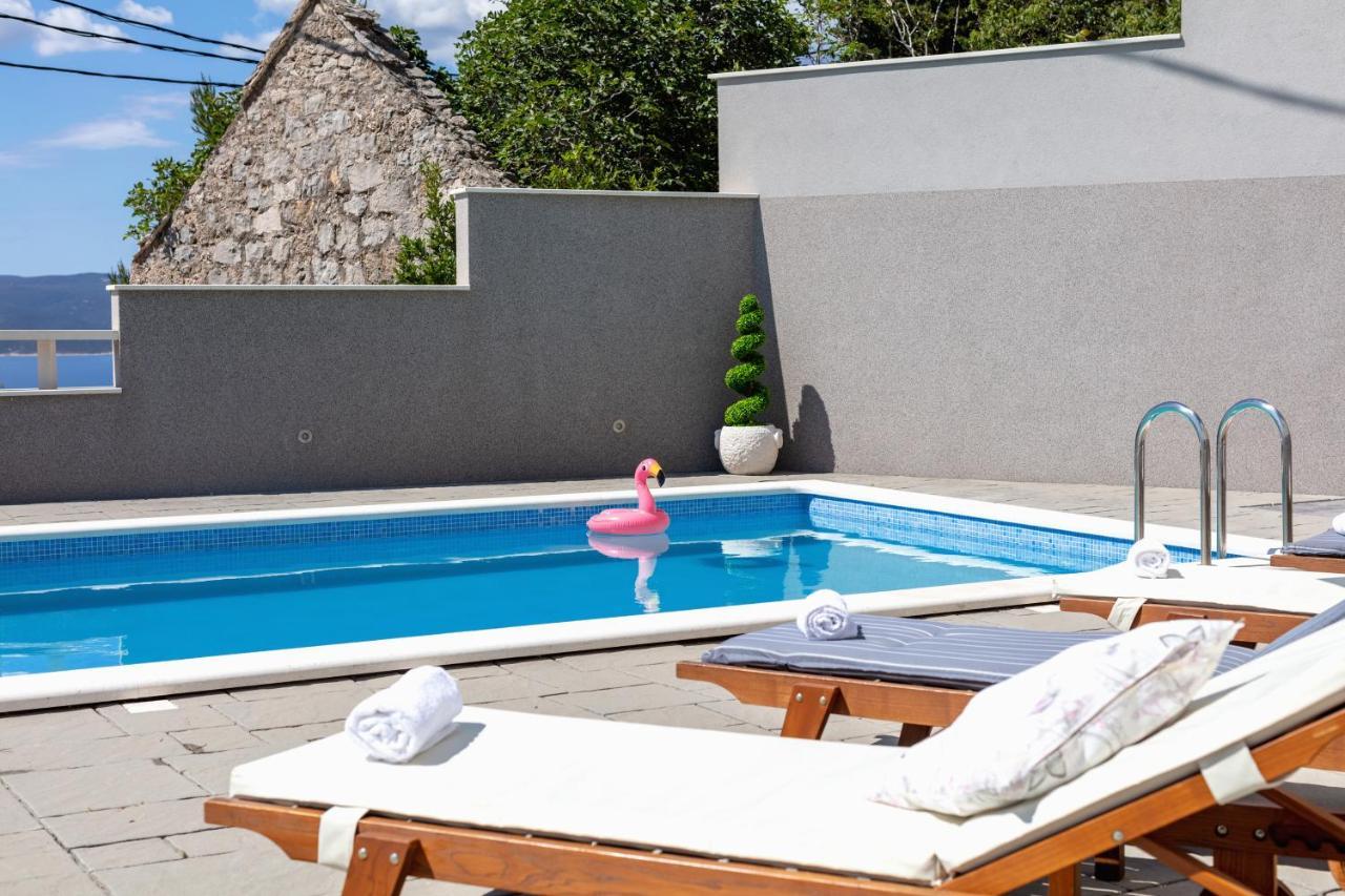 Holiday Home Dajana Pisak Exterior photo